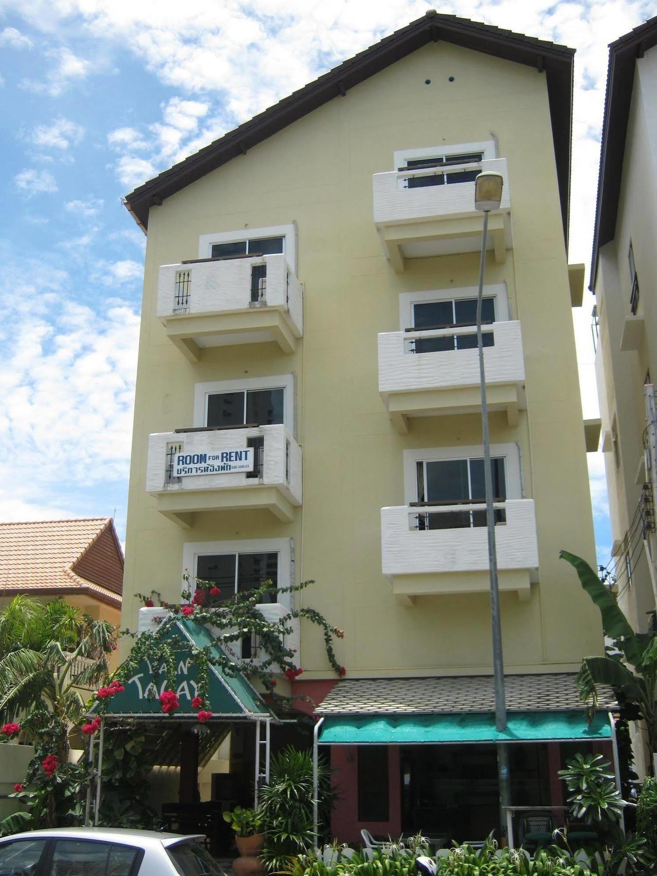 Baan Talay Hotel Pattaya Exterior photo